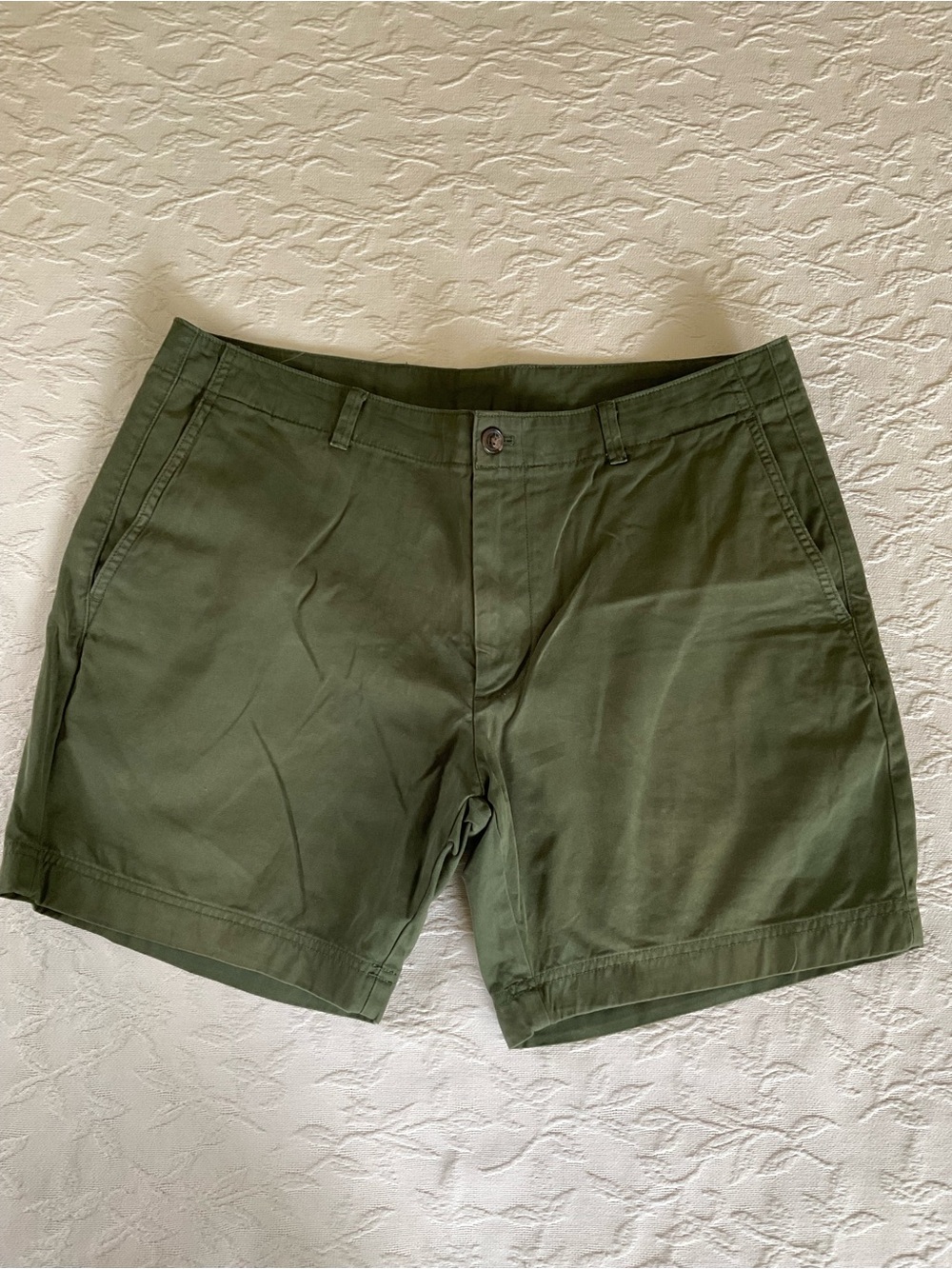 BROOKS BROTHERS 1818 Khaki Green Chino Flat Front Shorts Mens Size W38 7” Inseam